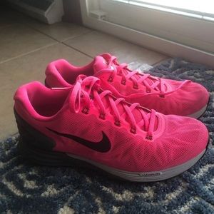Nike Women’s lunarglide 6